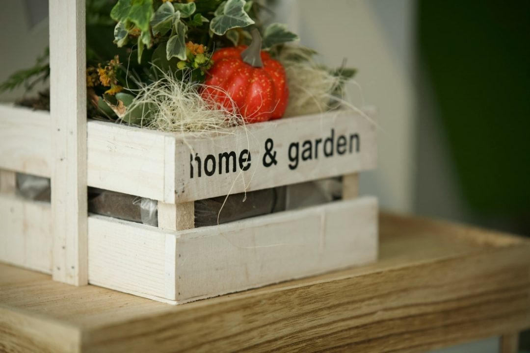 Home & Garden Retailers