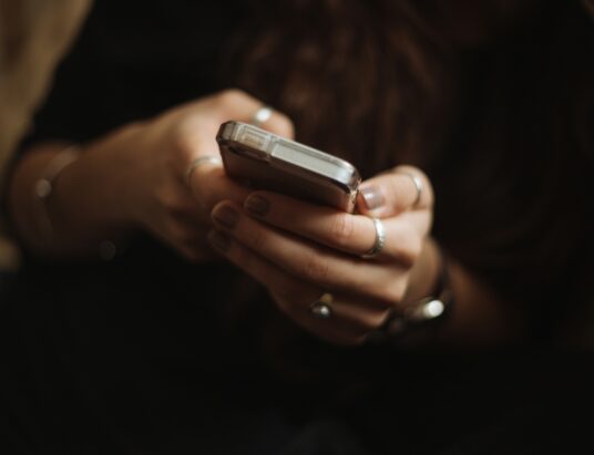 Data privacy vs personalization: How to approach online retail in DACH?