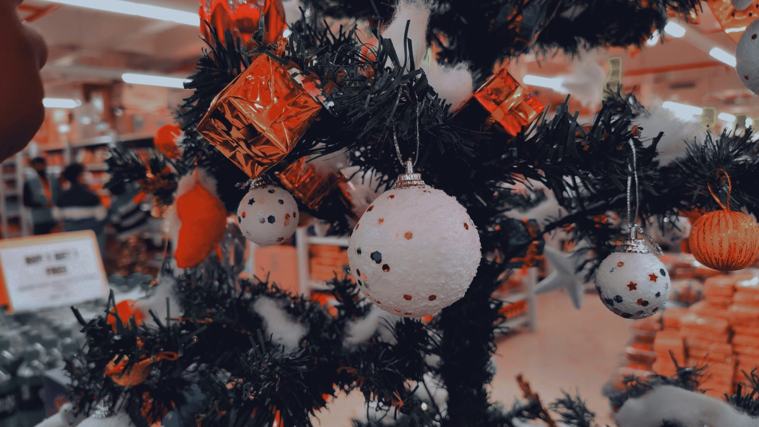 From Advent deals to delivery deadlines: A Christmas checklist for German e-commerce